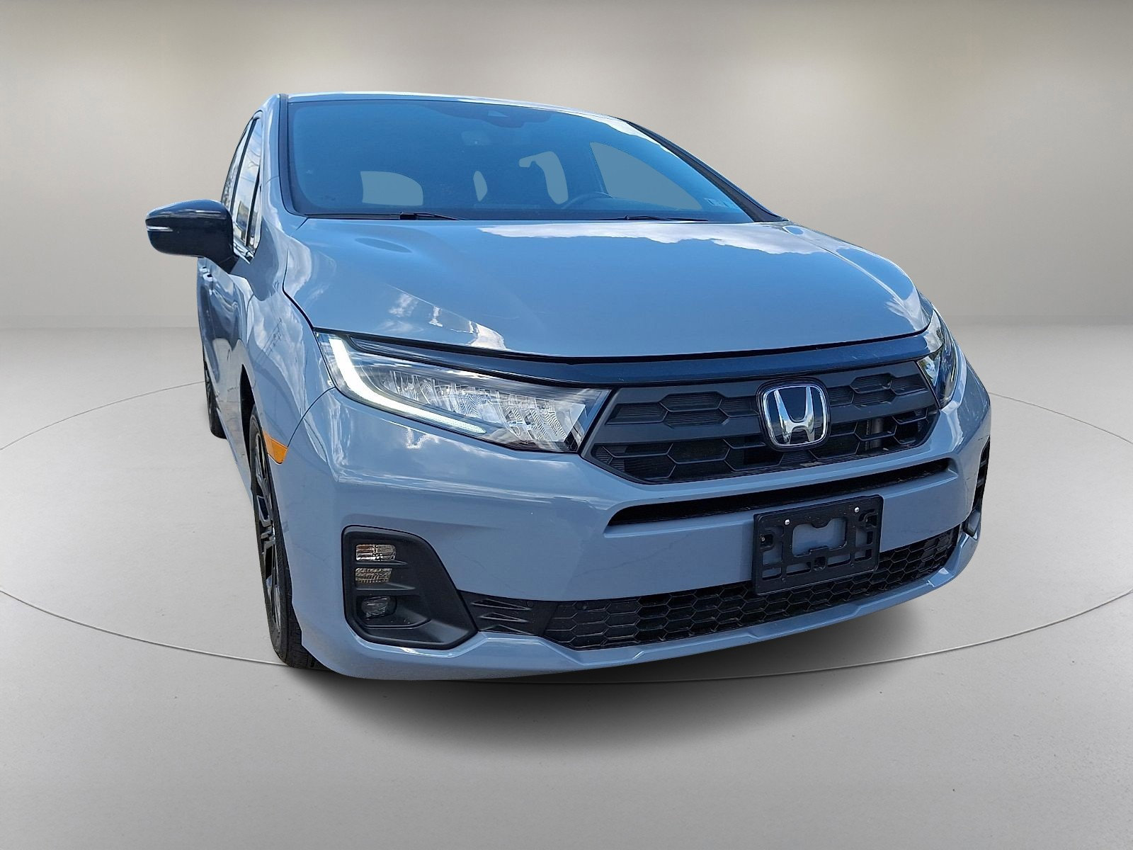 Used 2025 Honda Odyssey Sport-L image 2