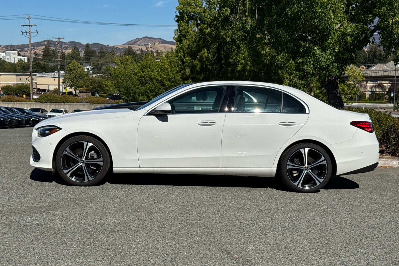 New 2025 Mercedes-Benz C 300 Sedan image 2