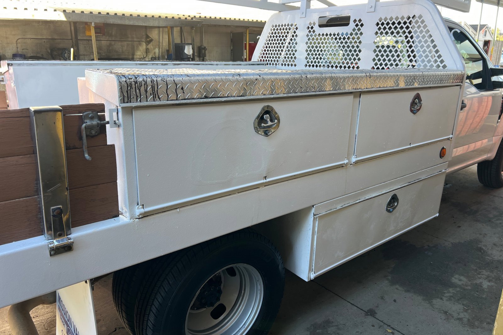 Used 2020 Ford F350 XL w/ Power Equipment Group image 26