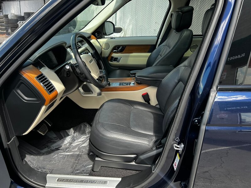 Used 2021 Land Rover Range Rover P525 Westminster Edition LWB AWD/4WD image 16