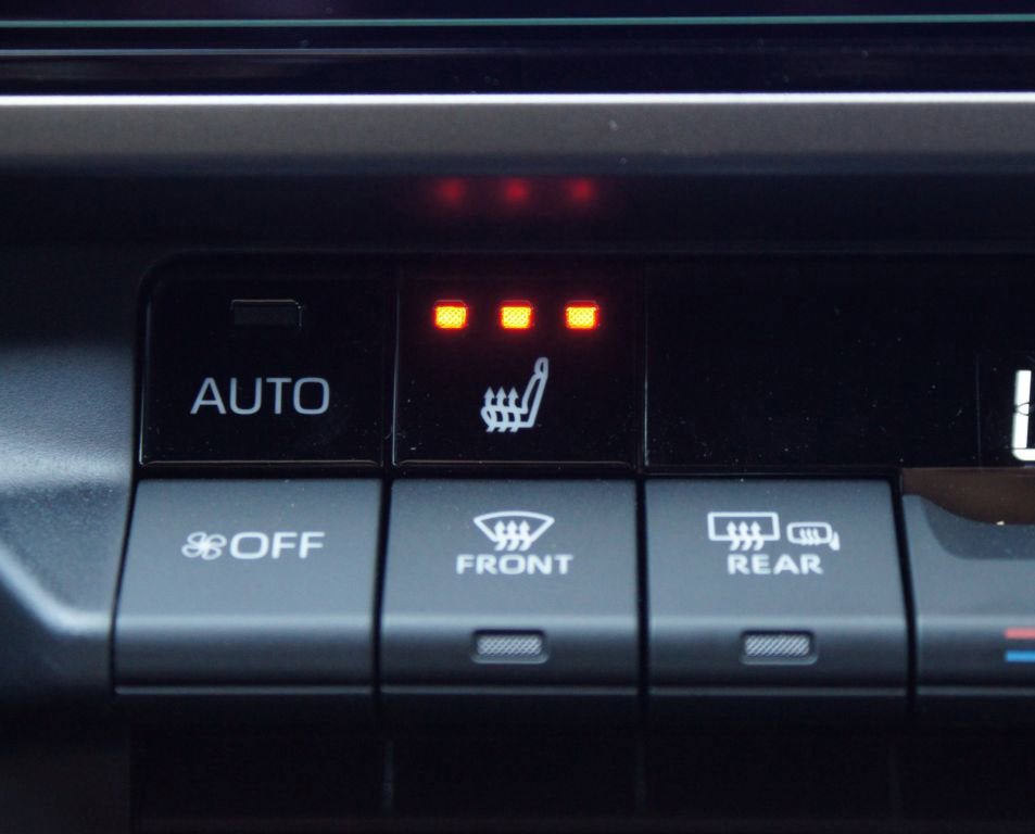 New 2026 Toyota Camry Hybrid AWD/4WD image 16