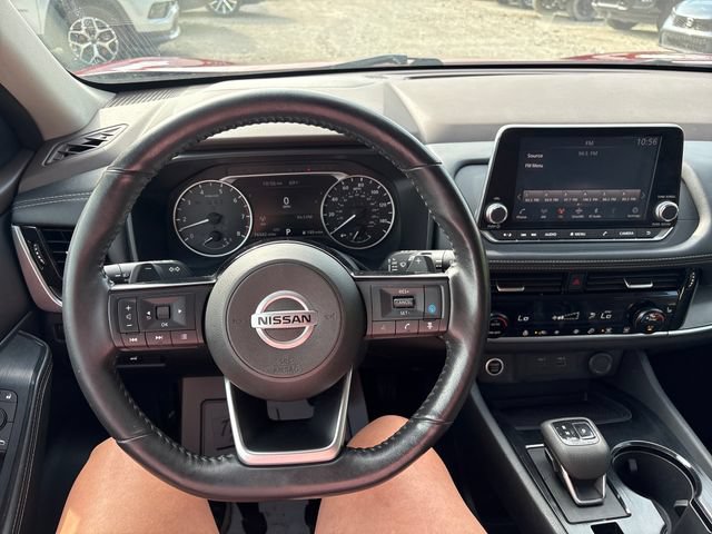 Used 2021 Nissan Rogue SV AWD/4WD image 10