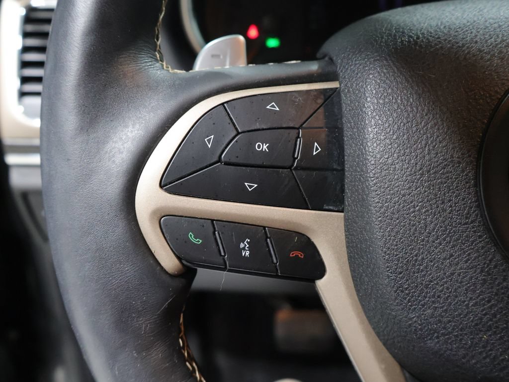 Used 2017 Jeep Grand Cherokee Limited AWD/4WD image 40