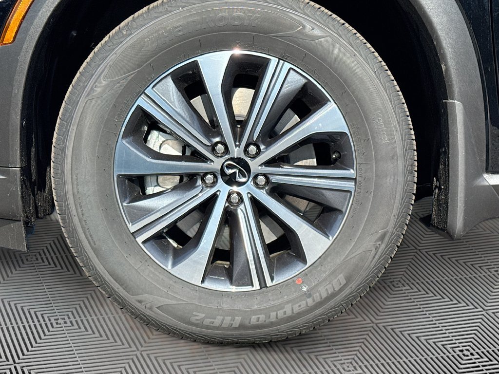 Used 2027 INFINITI QX60 Pure w/ Cargo Package FWD image 34