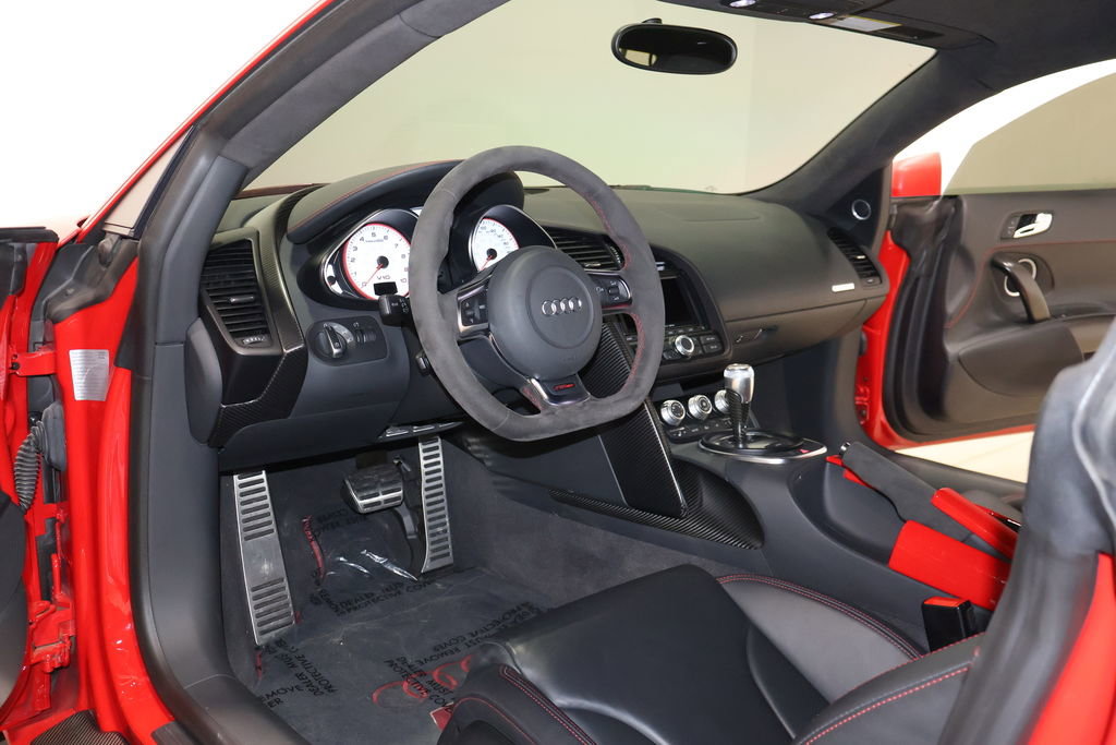 Used 2012 Audi R8 GT image 19