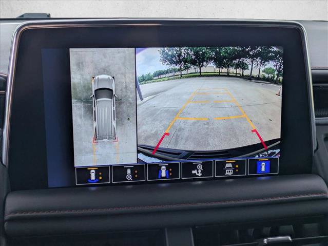Used 2022 Chevrolet Tahoe RST w/ Luxury Package AWD/4WD image 15