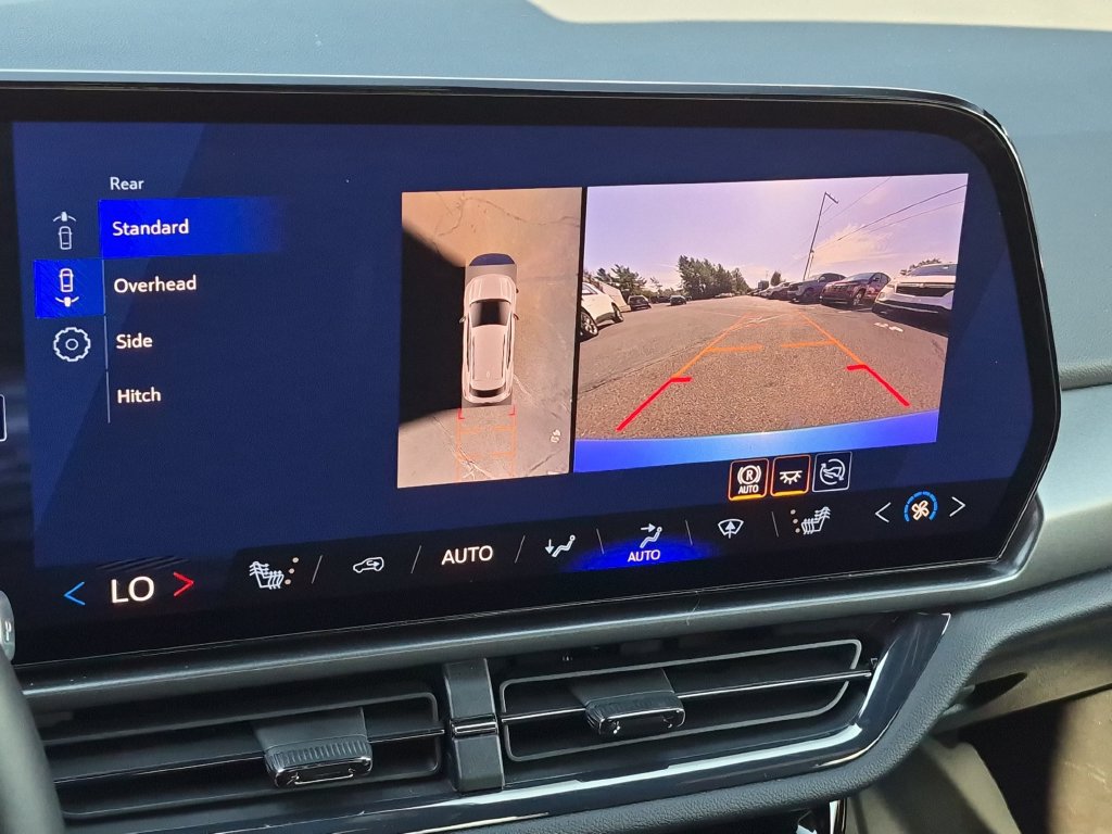 Certified 2026 Chevrolet Equinox EV RS AWD/4WD image 20