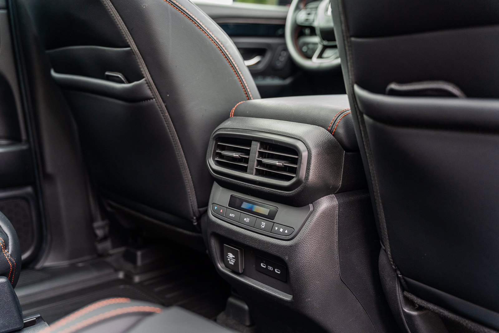Used 2024 Honda Pilot TrailSport image 15