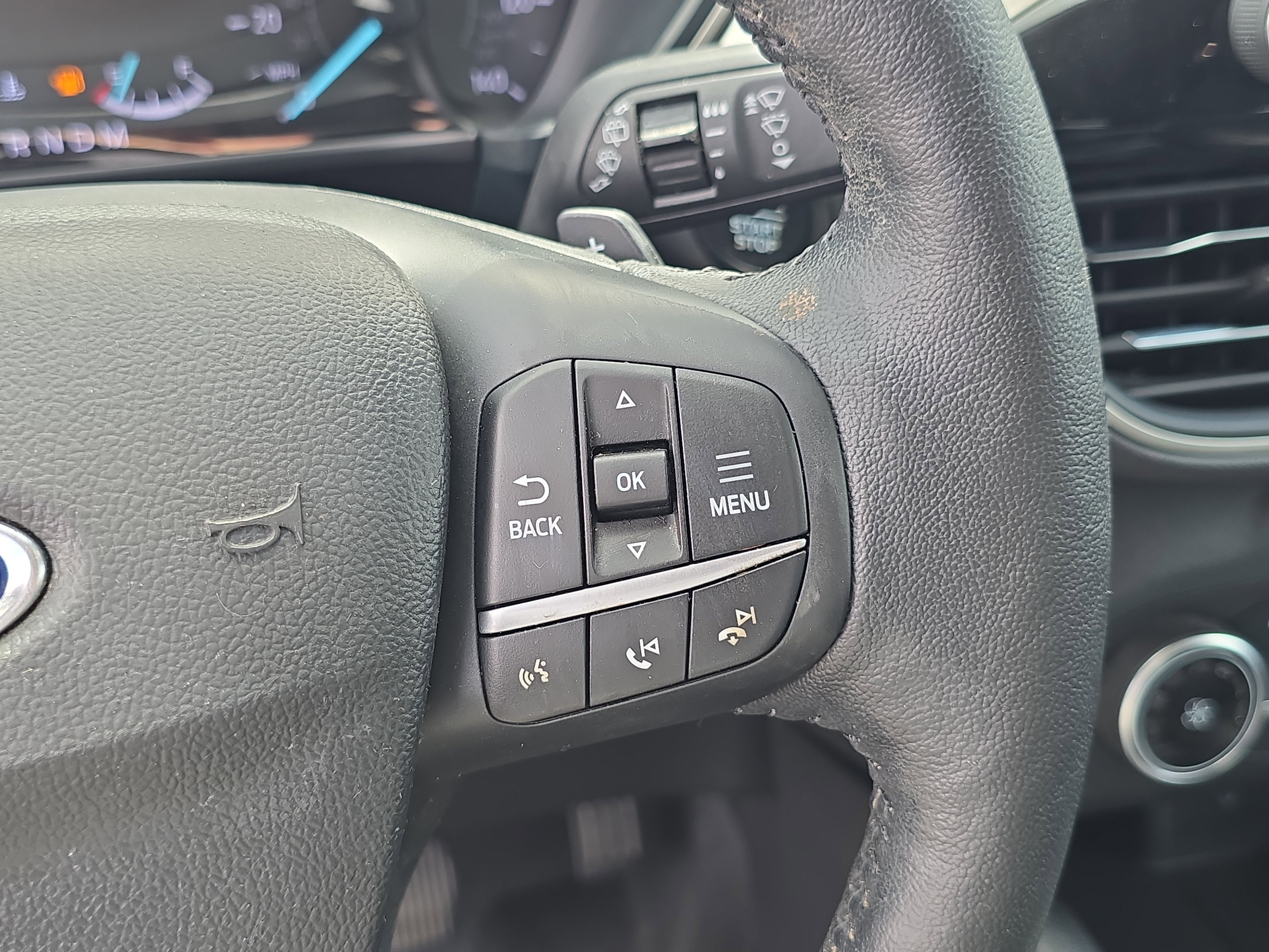 Used 2020 Ford Escape SEL AWD/4WD image 33