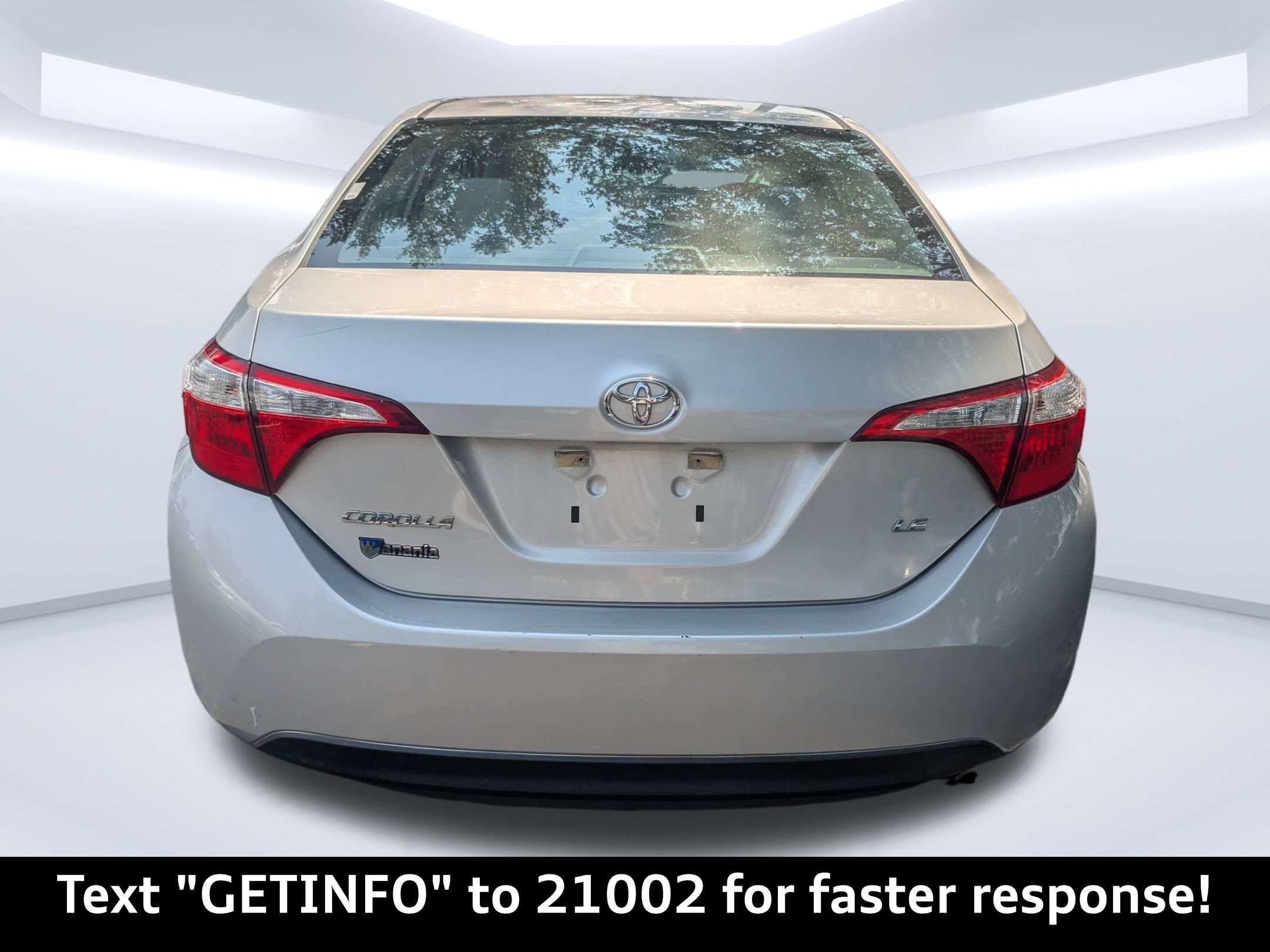 Used 2015 Toyota Corolla LE FWD image 5