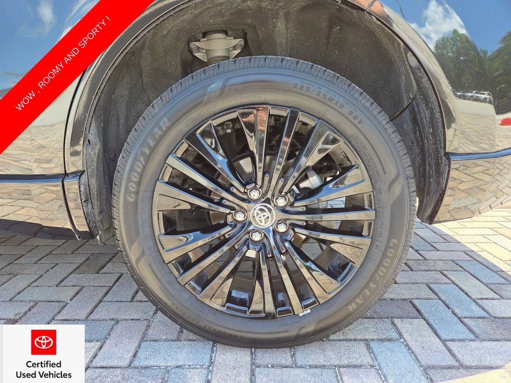Certified 2024 Toyota Venza Nightshade AWD/4WD image 20