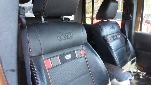 Used 2011 Jeep Wrangler Unlimited 70th Anniversary w/ Dual Top Group image 14