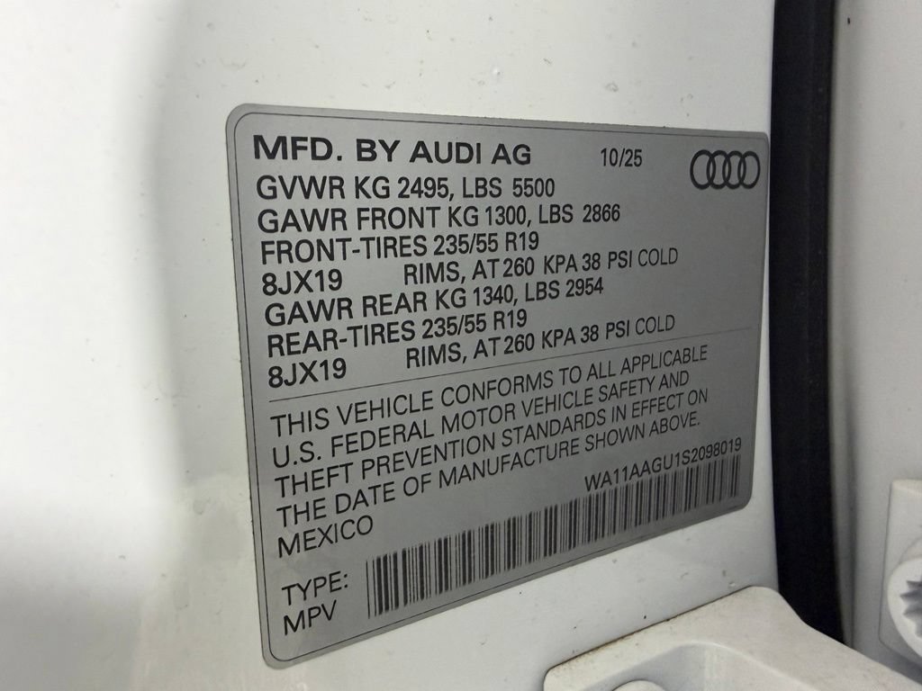 Used 2025 Audi Q5 Premium w/ Convenience Package AWD/4WD image 35