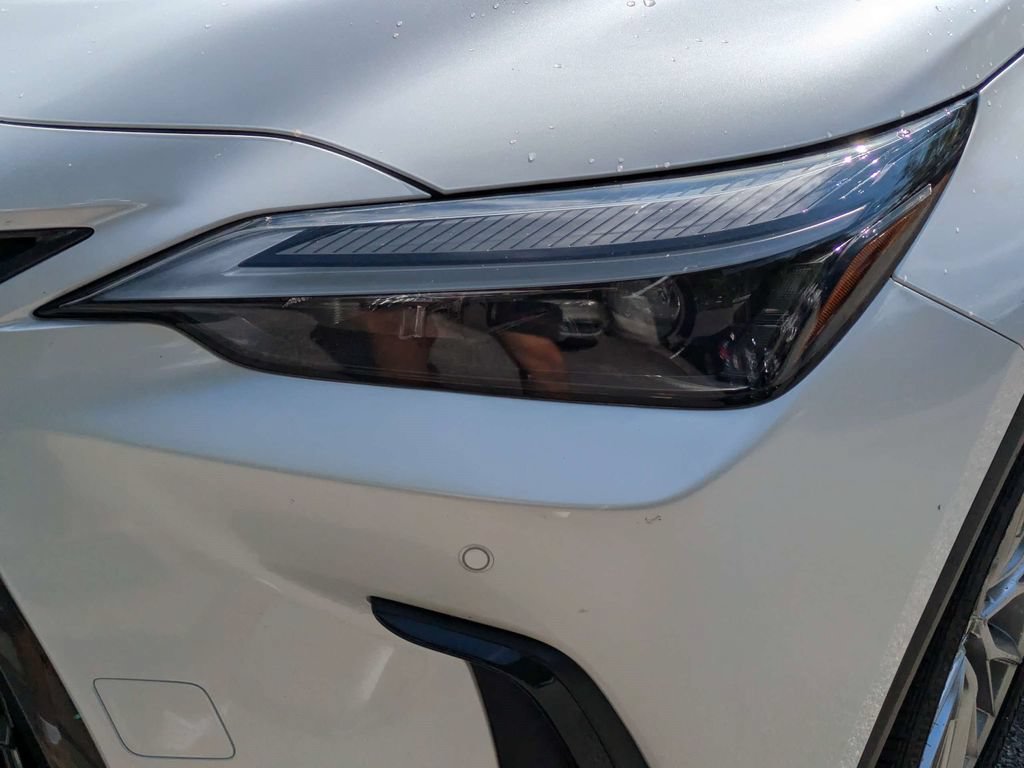 Used 2025 Lexus NX 350h AWD w/ Cold Area Package image 10