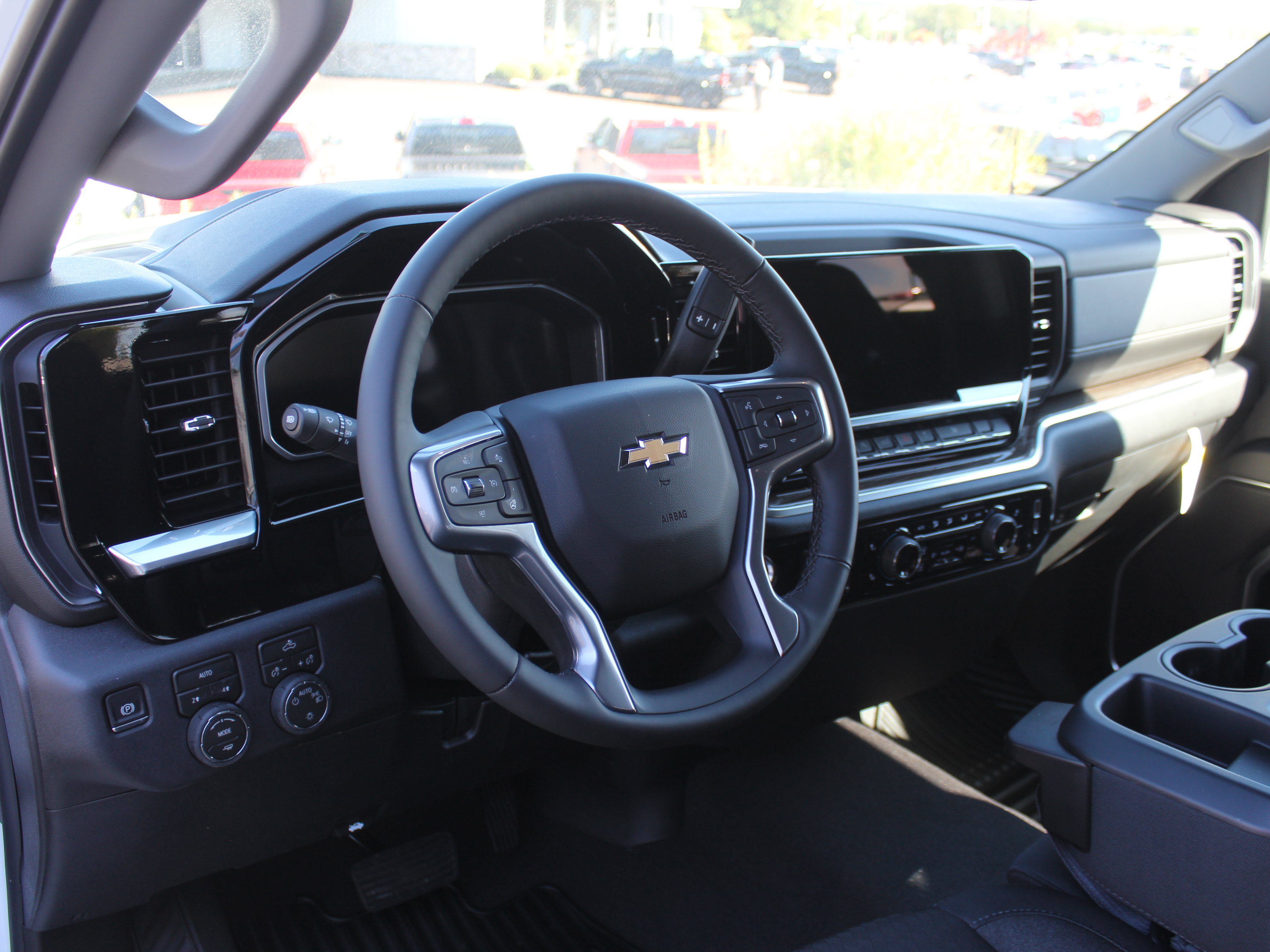 New 2026 Chevrolet Silverado 1500 LT AWD/4WD image 12