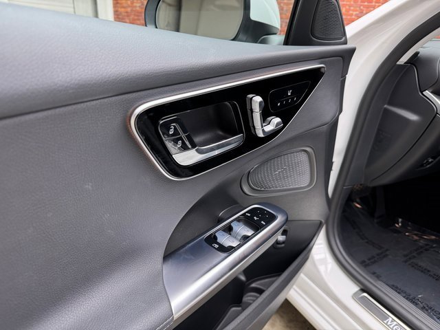 Used 2023 Mercedes-Benz C 300 4MATIC Sedan image 11