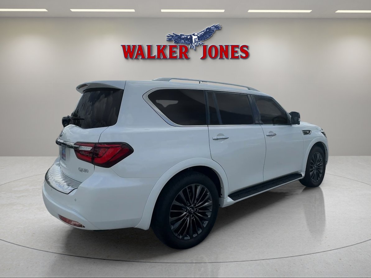 Used 2024 INFINITI QX80 Sensory image 5