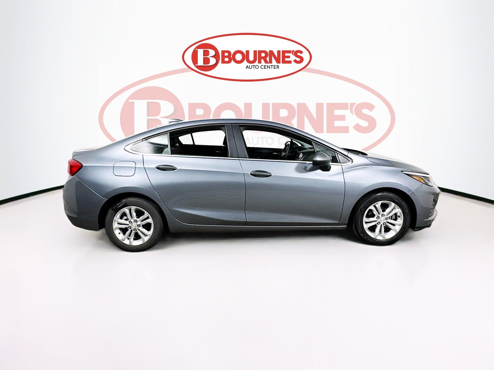 Used 2019 Chevrolet Cruze LT w/ Convenience Package FWD image 11