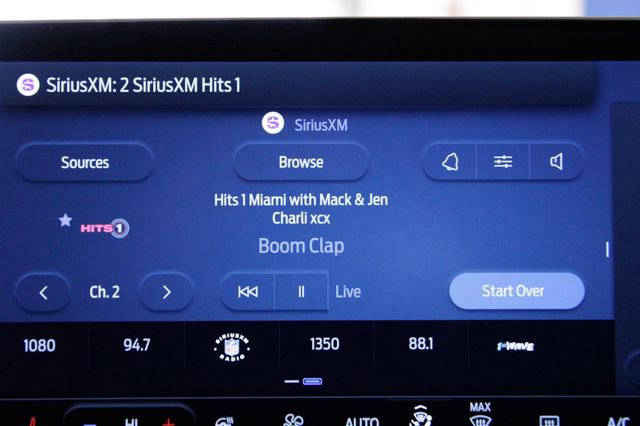 Used 2025 Ford Escape ST-Line w/ Tech Pack #1 image 32