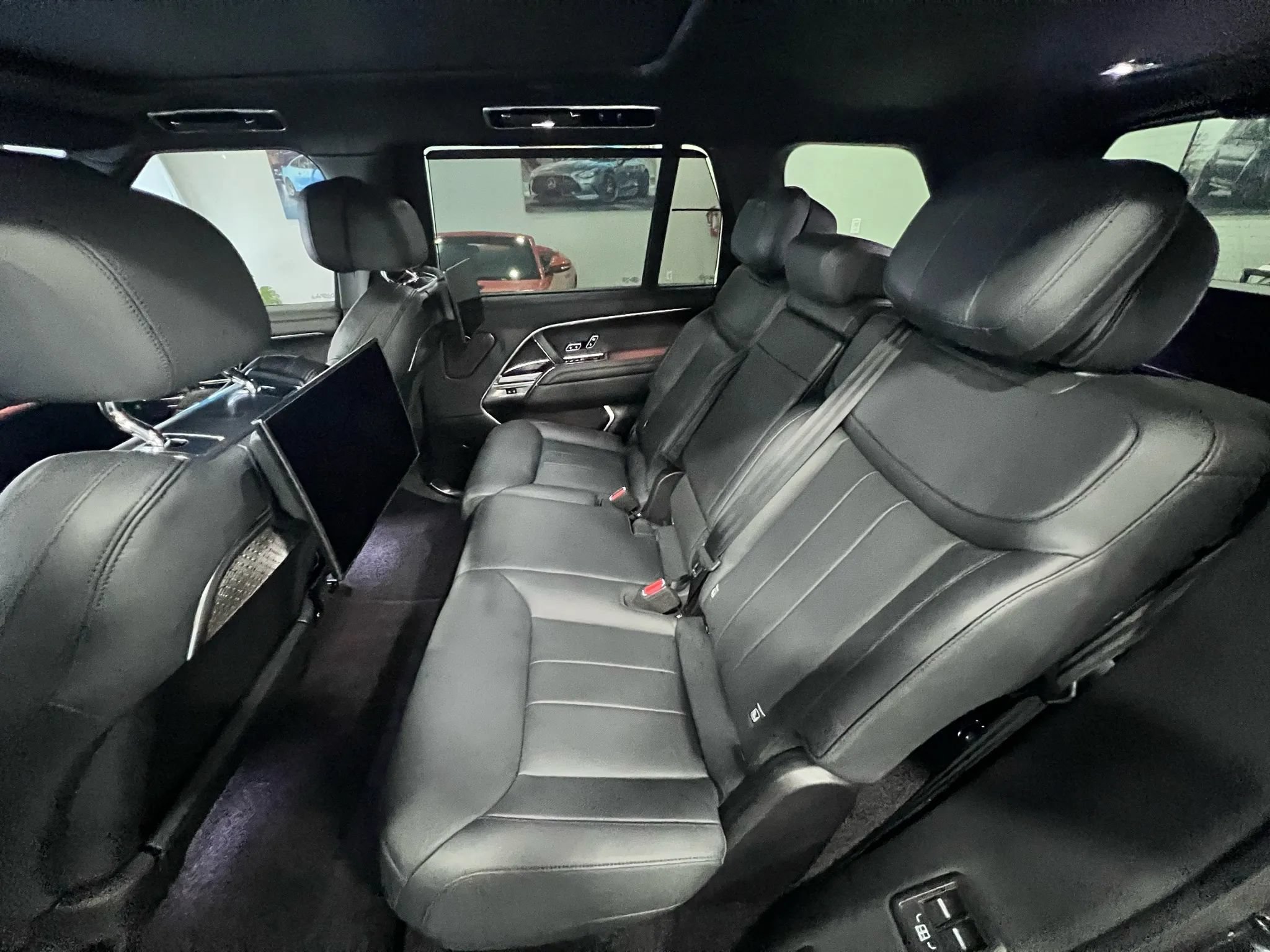 Used 2023 Land Rover Range Rover Long Wheelbase Autobiography AWD/4WD image 14