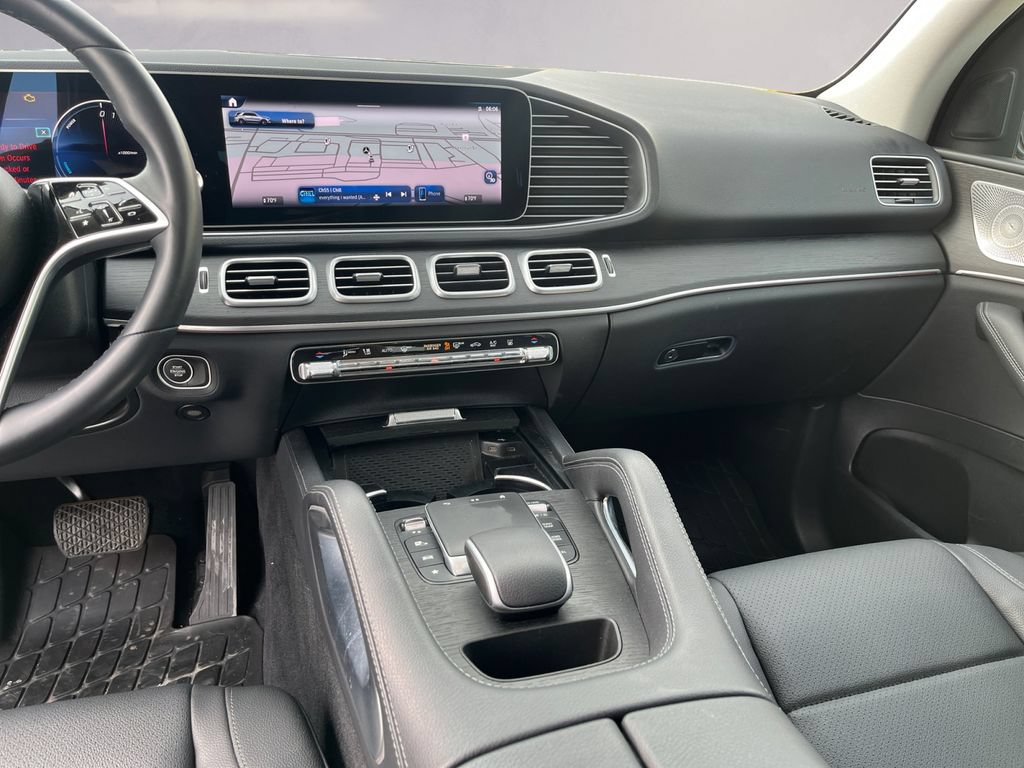 Used 2024 Mercedes-Benz GLE 450e 4MATIC image 11