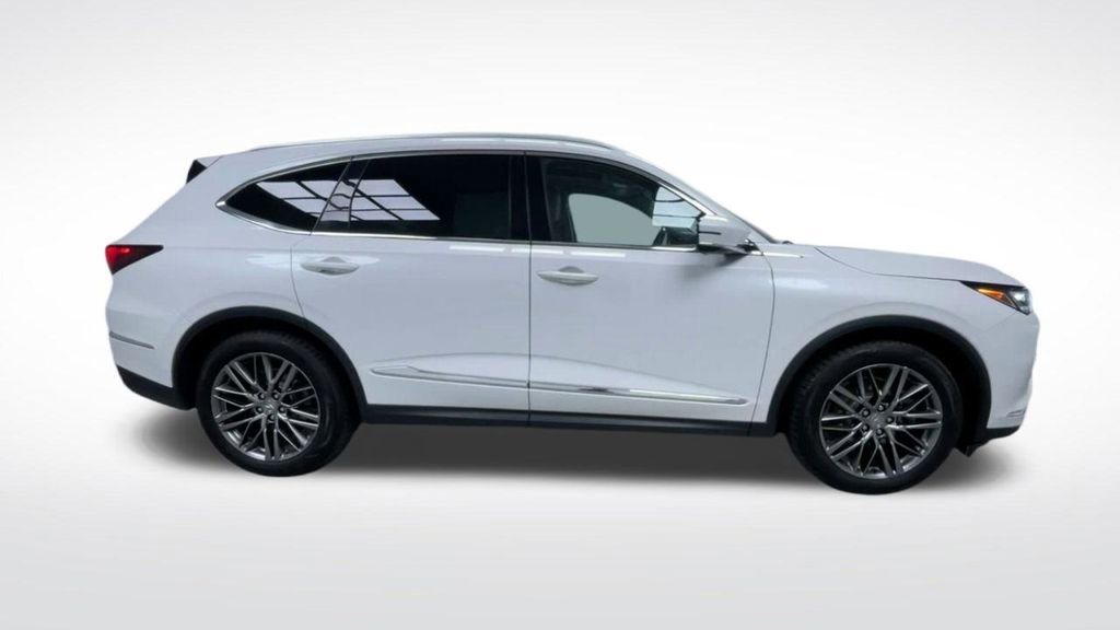 Used 2023 Acura MDX SH-AWD w/ Advance Package image 12
