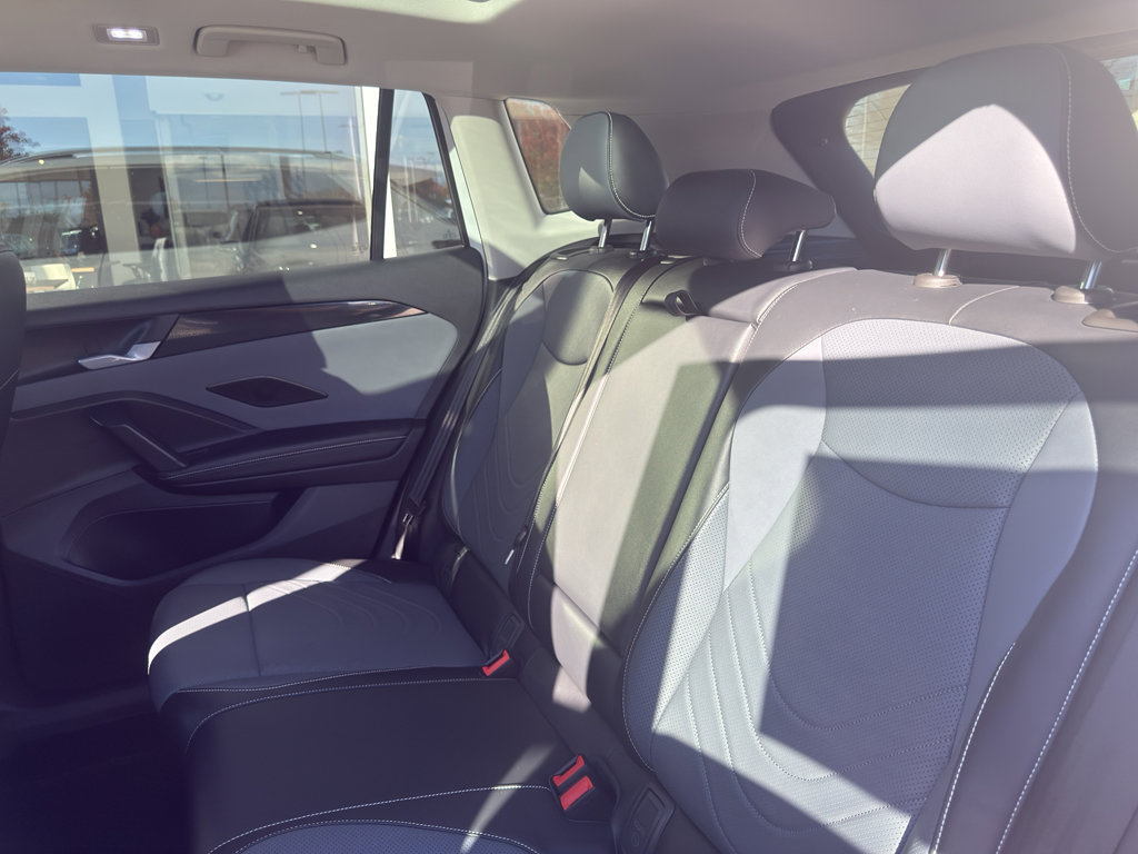 New 2026 Volkswagen Tiguan SE image 13