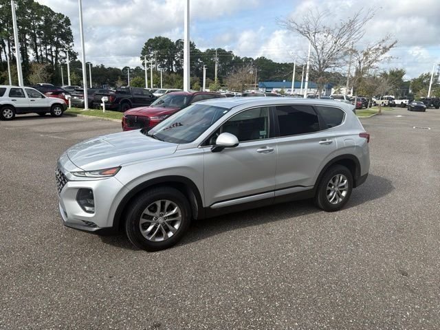 Used 2020 Hyundai Santa Fe SE FWD image 12