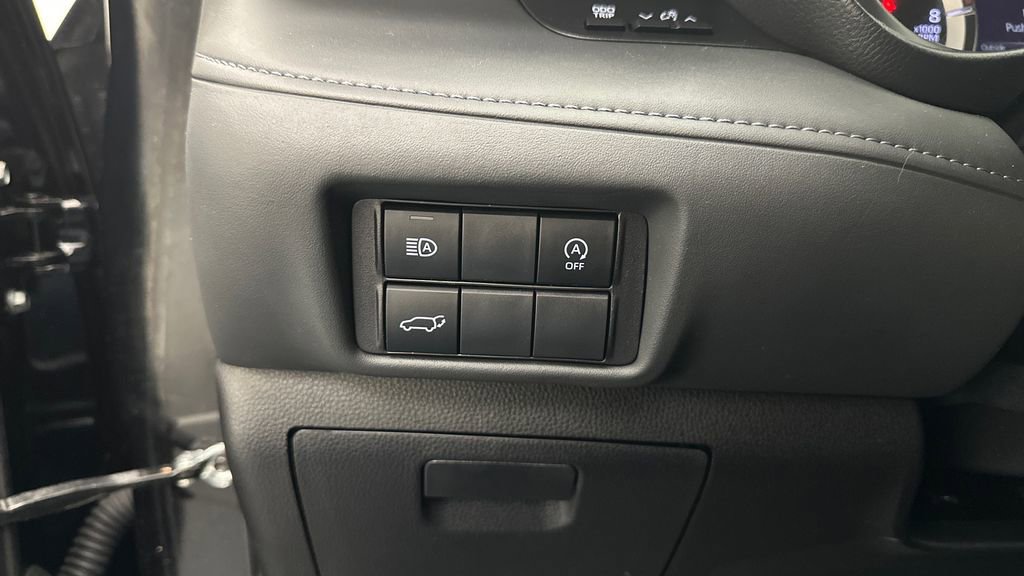 Certified 2023 Toyota Highlander XLE AWD/4WD image 27