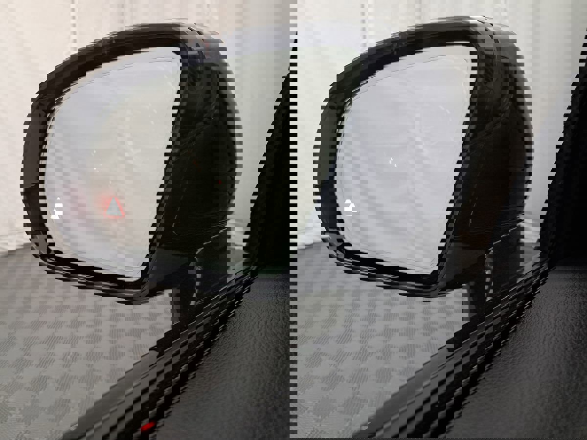 Used 2020 Mercedes-Benz AMG GT 53 w/ Driver Assistance Package image 35