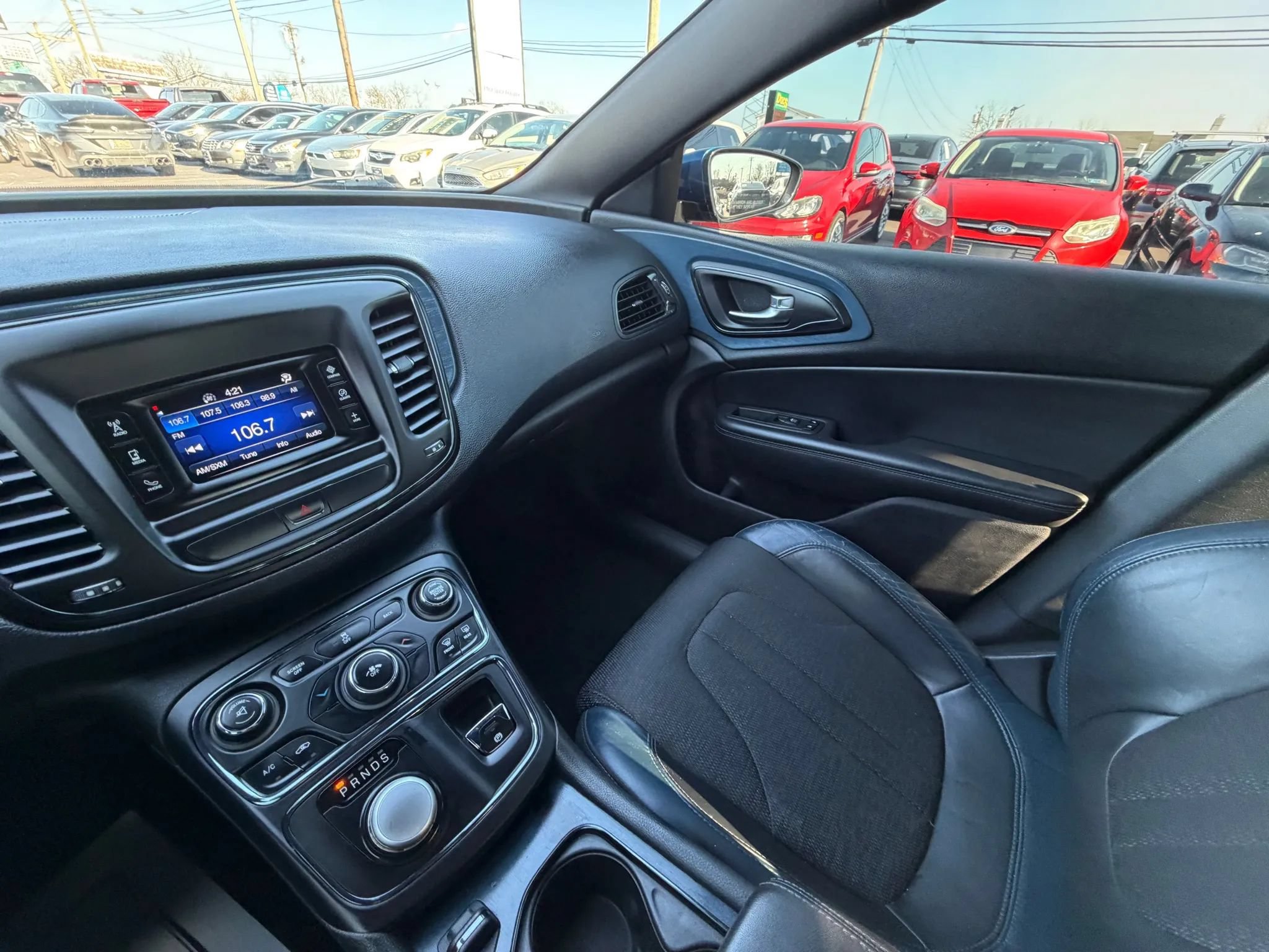 Used 2015 Chrysler 200 S FWD image 18