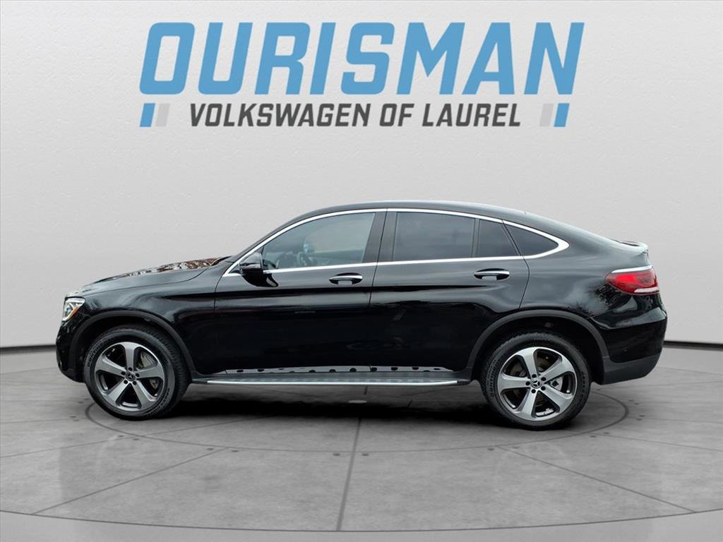 Used 2023 Mercedes-Benz GLC 300 4MATIC Coupe image 4