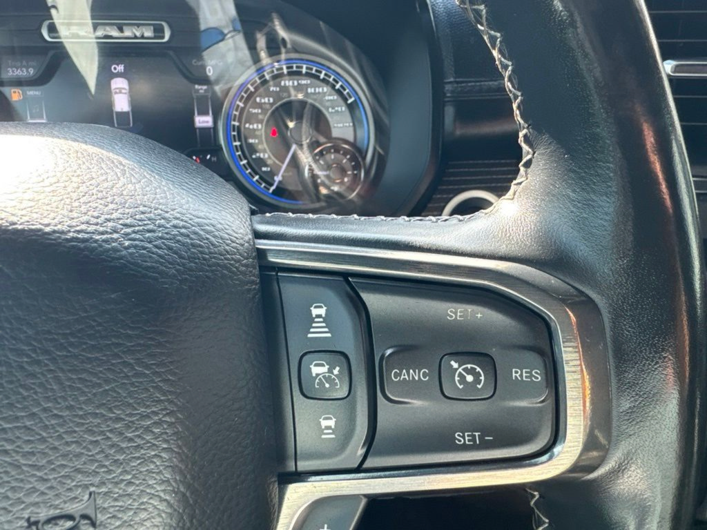 Used 2020 RAM 1500 Limited w/ Black Appearance Package AWD/4WD image 19