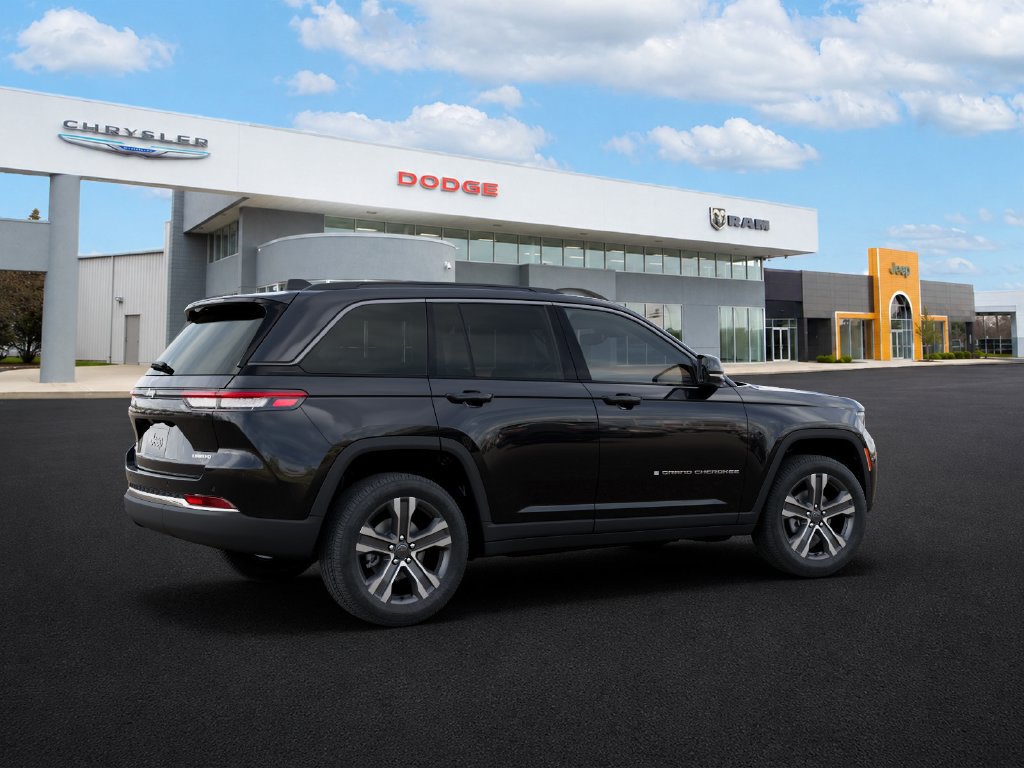 New 2027 Jeep Grand Cherokee Limited AWD/4WD image 4