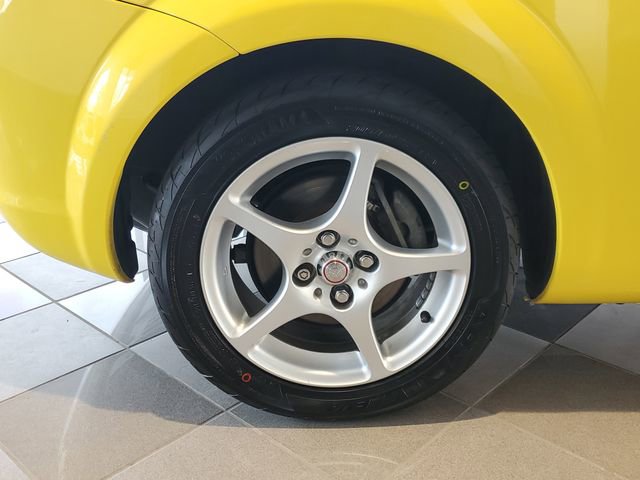 Used 2000 Toyota MR2 image 5