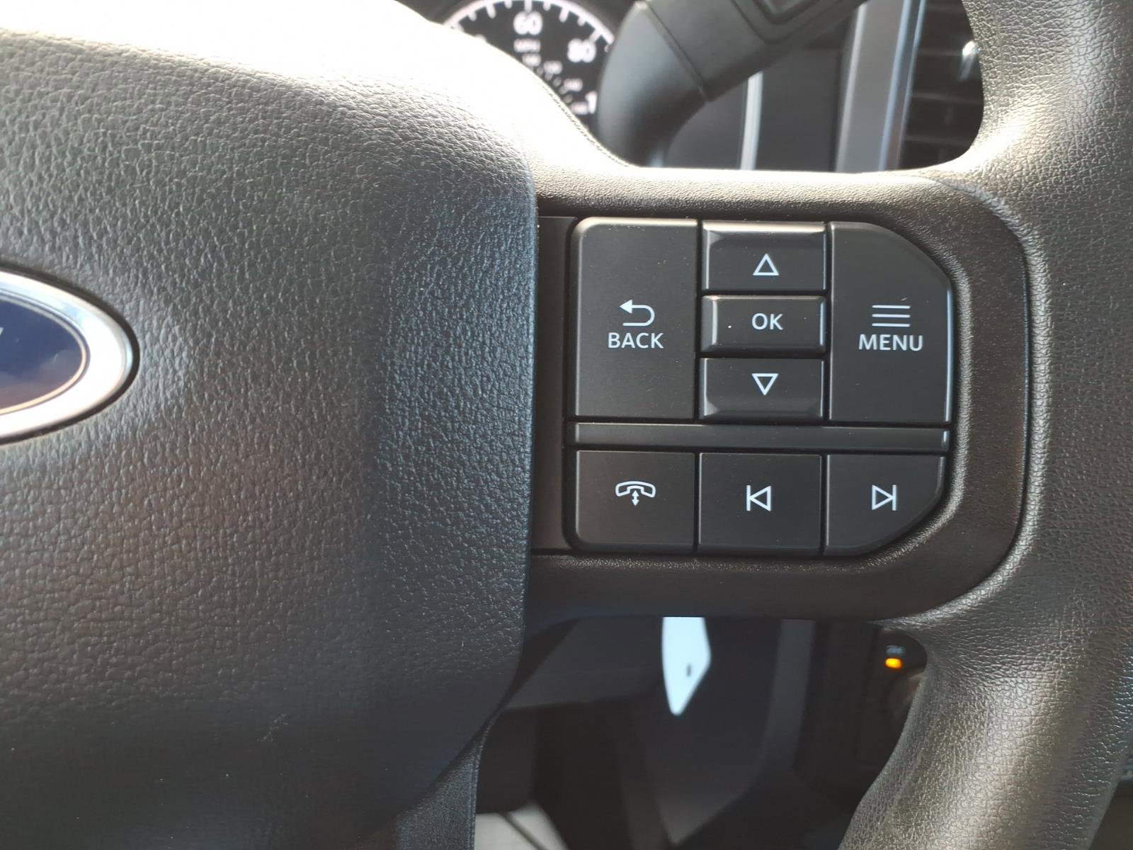 Used 2023 Ford F150 XLT w/ Trailer Tow Package image 17