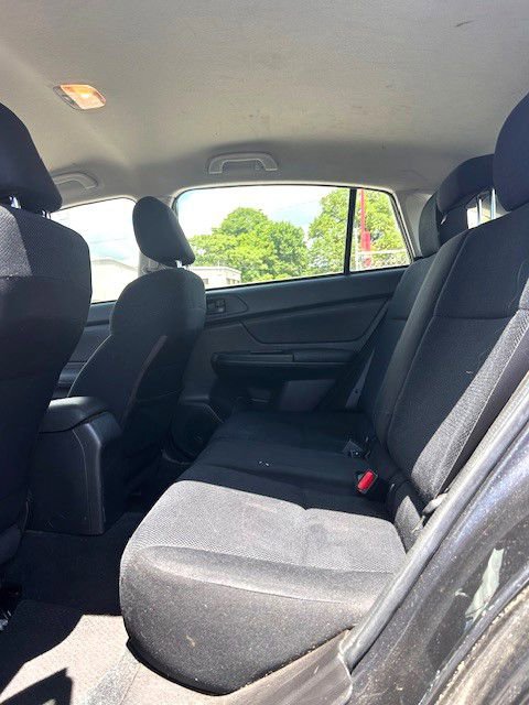 Used 2012 Subaru Impreza 2.0i image 7