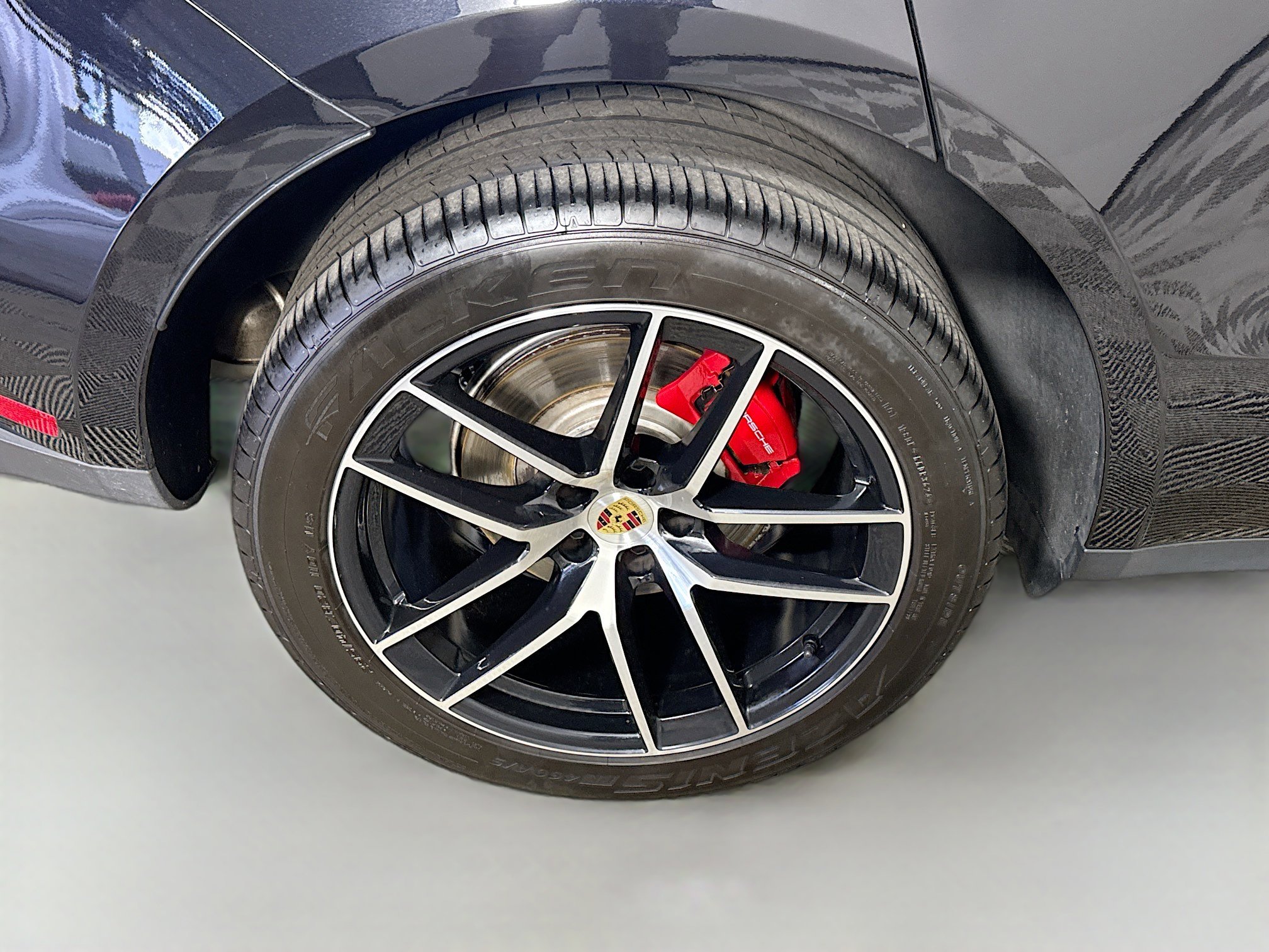 Used 2023 Porsche Macan S image 32