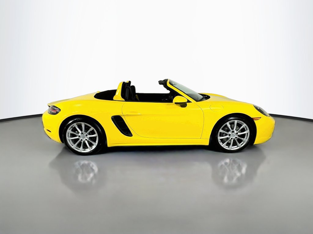 Used 2018 Porsche 718 Boxster RWD image 36