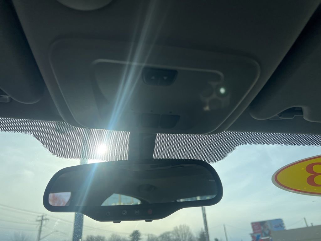 Used 2013 Chevrolet Impala LTZ image 18