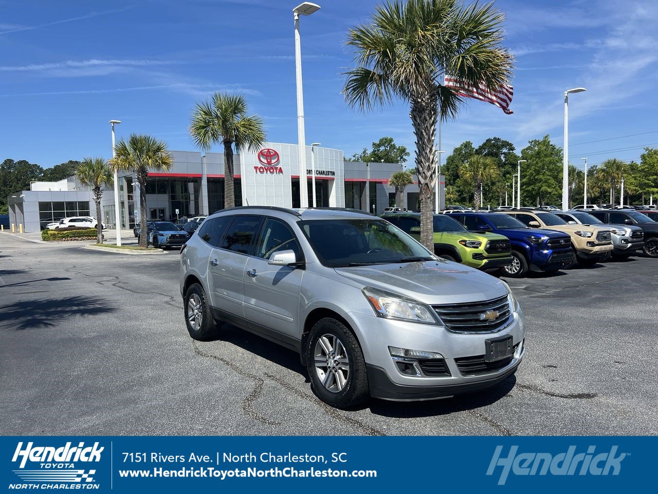 Used 2017 Chevrolet Traverse LT w/ Traveler's Package