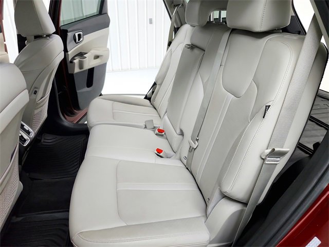 Used 2025 Kia Sorento S w/ Panoramic Sunroof Package image 29