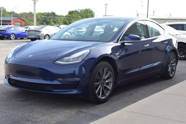 Used 2018 Tesla Model 3 Long Range RWD image 17