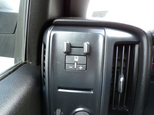 Used 2018 Chevrolet Silverado 1500 W/T w/ Trailering Package image 18