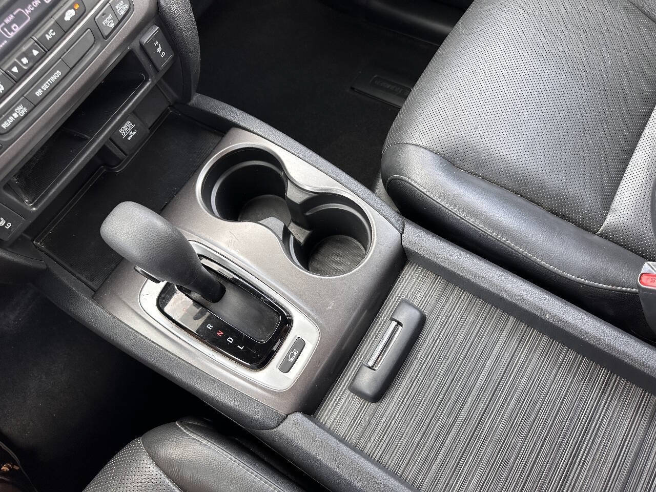 Used 2017 Honda Ridgeline RTL image 18