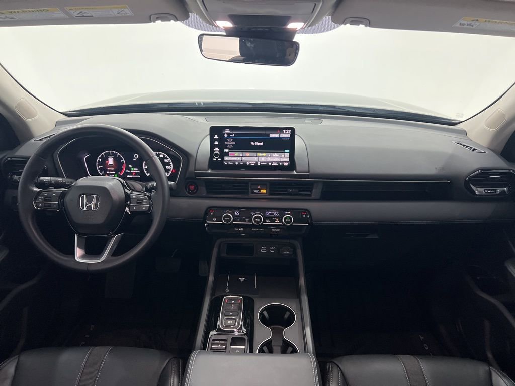 Used 2025 Honda Pilot EX-L image 18