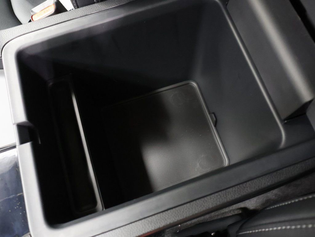 New 2025 Honda Pilot Touring image 32