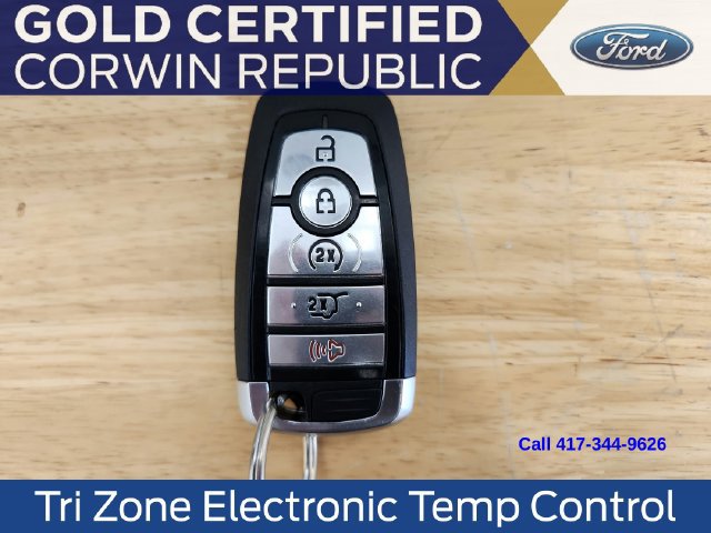 Used 2023 Ford Explorer Platinum w/ Technology Package AWD/4WD image 11