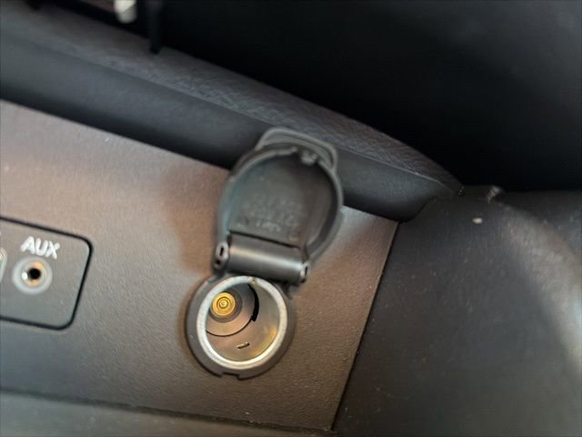 Used 2023 Nissan Sentra SR w/ Midnight Edition Package image 27