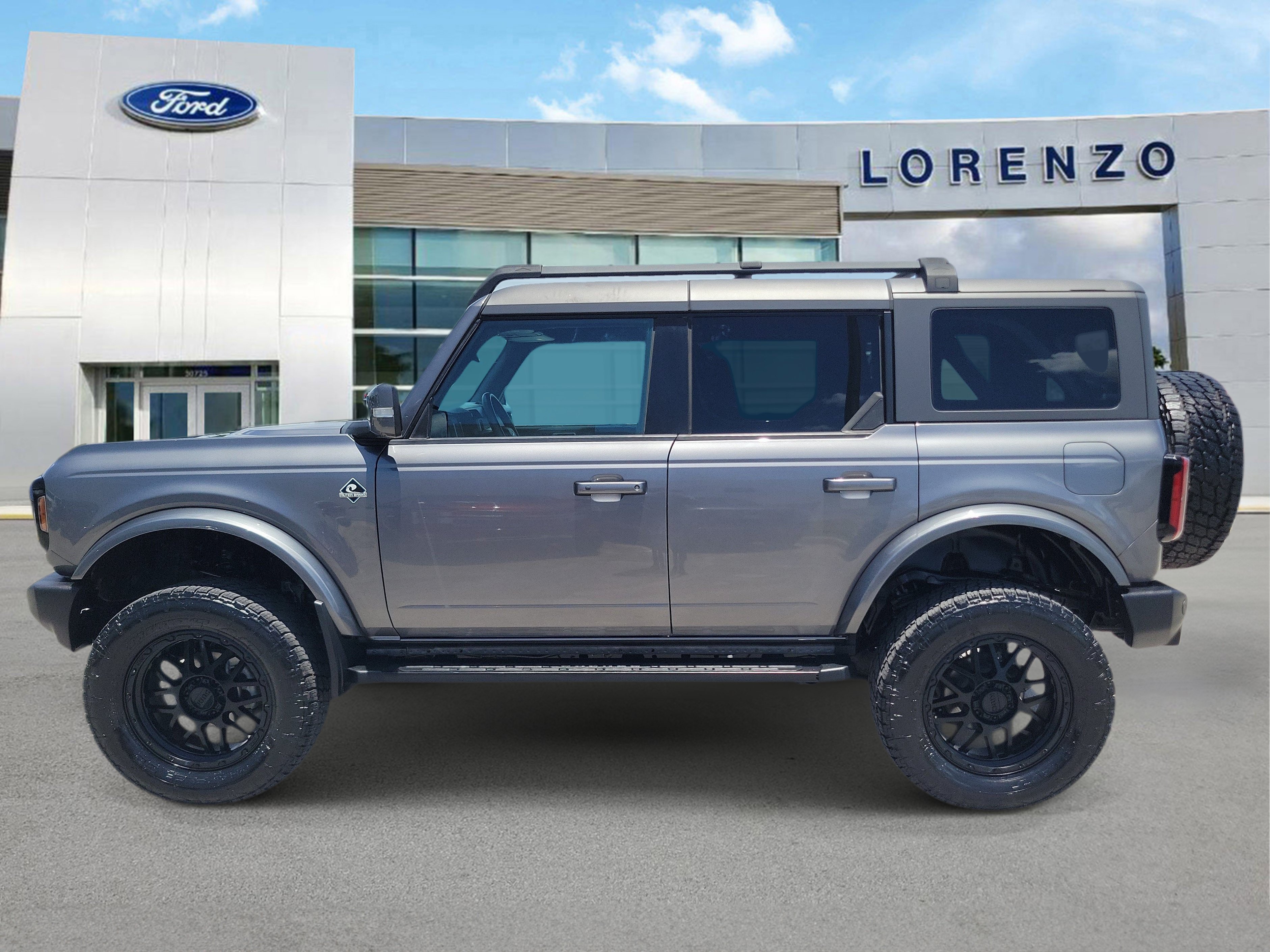 Used 2023 Ford Bronco Outer Banks AWD/4WD image 8